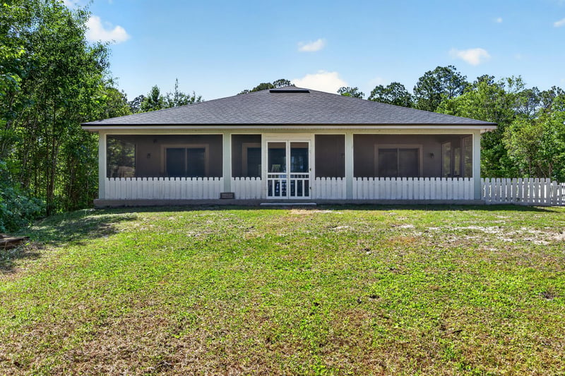 Photo 36 of 110 Pioneer Trail, Palatka, FL 32177, photographed by Megapixeler