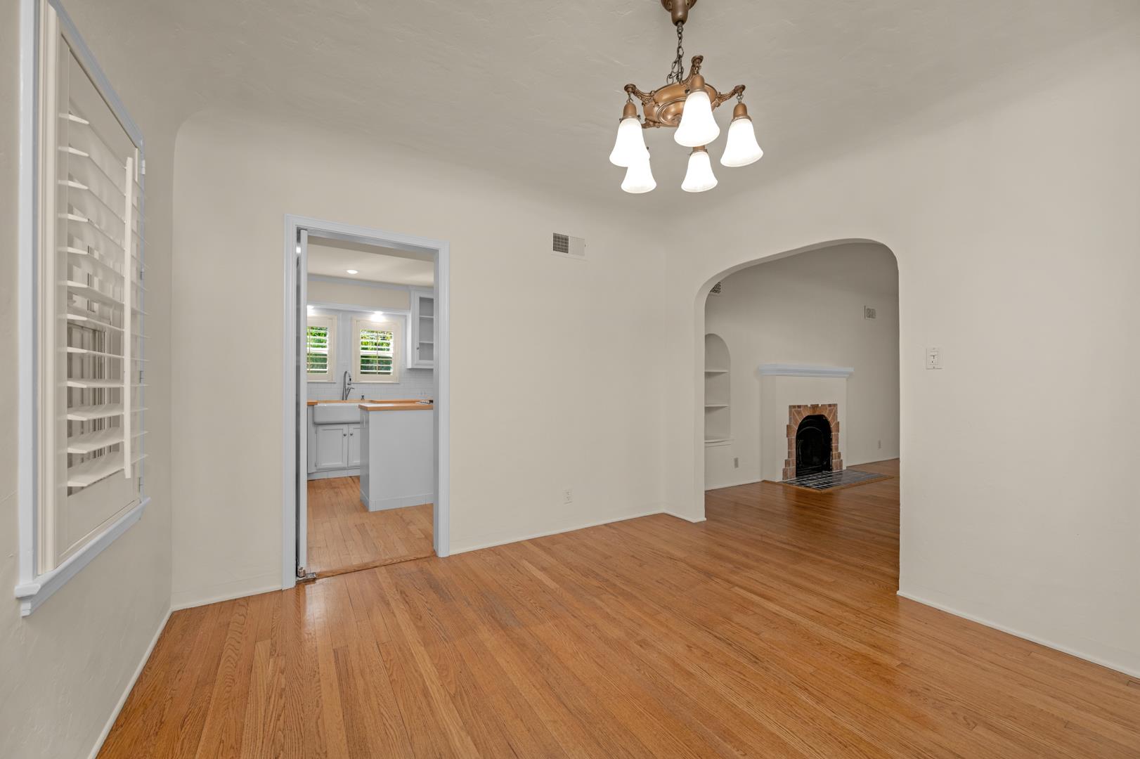 4845 N Arcade Ave, photo 32