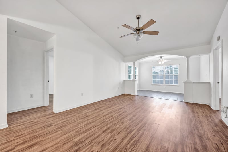 Photo 12 of 7800 Point Meadows Dr unit 1033, Jacksonville, FL 32256, photographed by Megapixeler