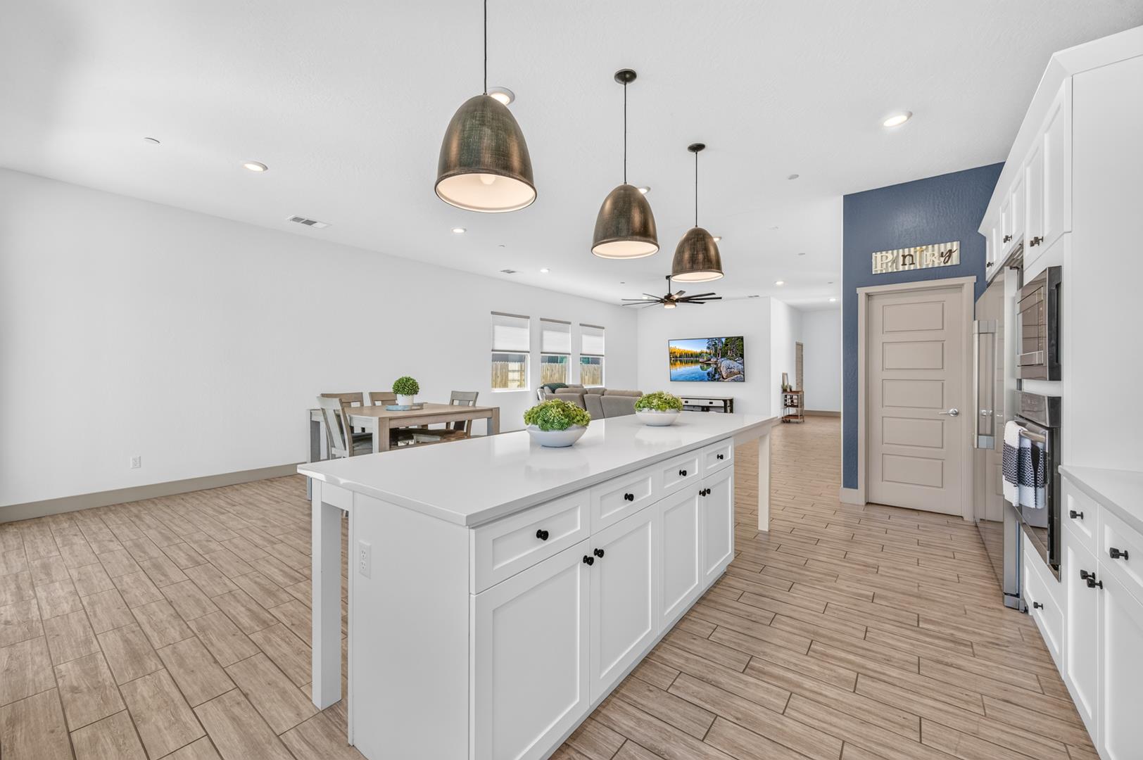 655 Huntington Ave, photo 35