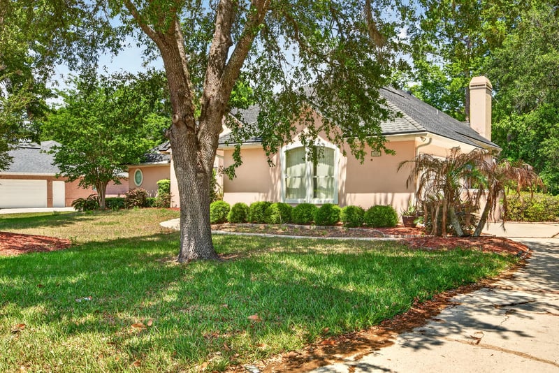 Photo 5 of 525 Sugar Grove Pl, Orange Park, FL 32073, photographed by Megapixeler