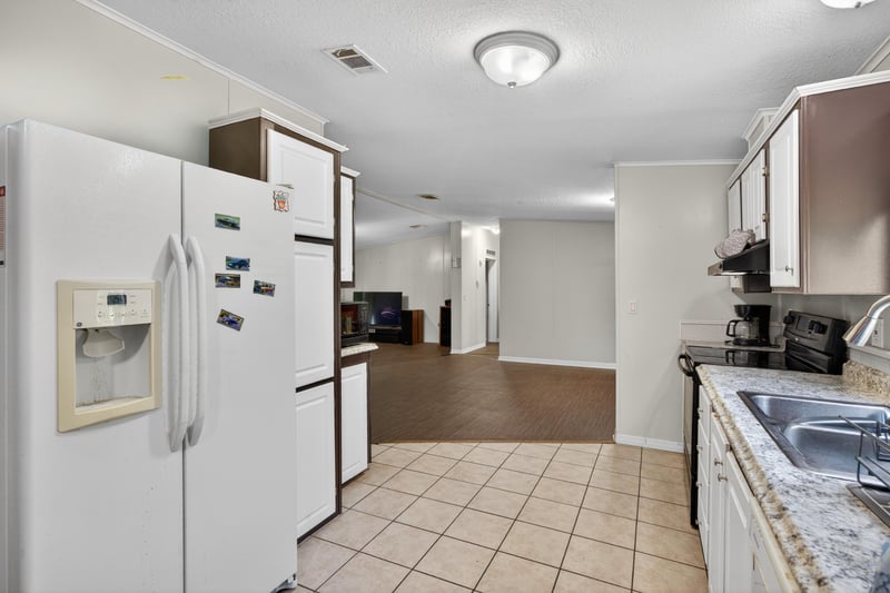 Photo 10 of 3423 NW 183rd St, Starke, FL 32091, photographed by Megapixeler