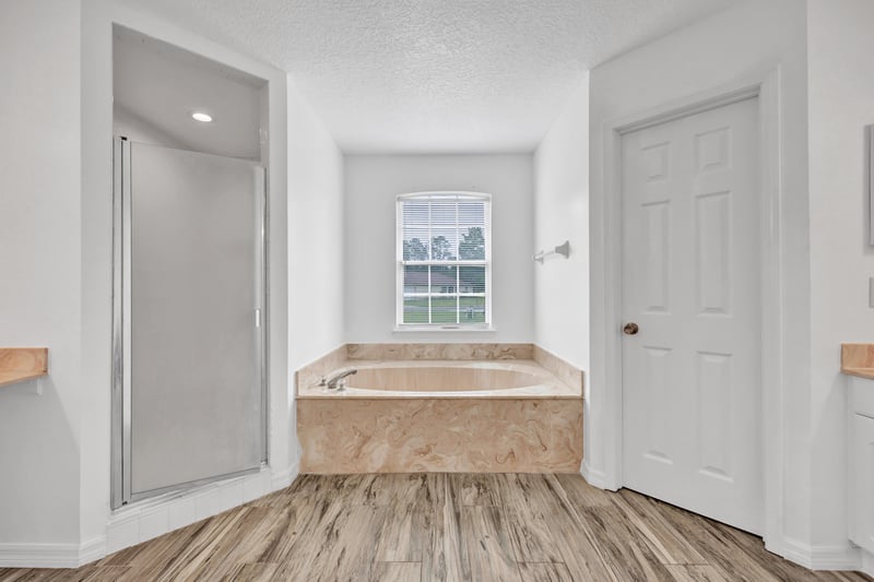 Photo 30 of 462 Jax Estates Dr S, Jacksonville, FL 32218, photographed by Megapixeler