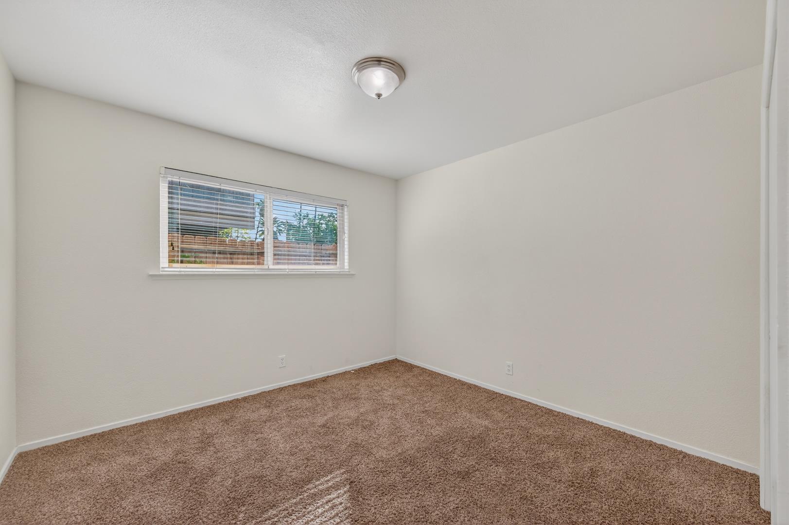 1348 E San Bruno Ave, photo 25