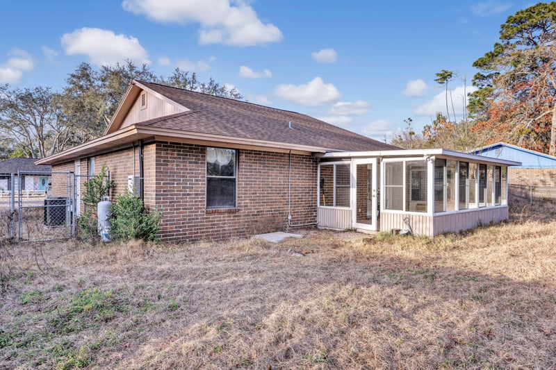 Photo 4 of 7650 Cranberry Ln S, Jacksonville, FL 32244, photographed by Megapixeler