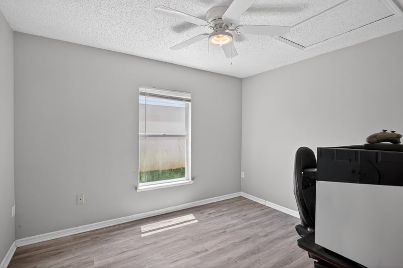 Photo 87 of 5563 Westland Station Rd, Jacksonville, FL 32244, photographed by Megapixeler