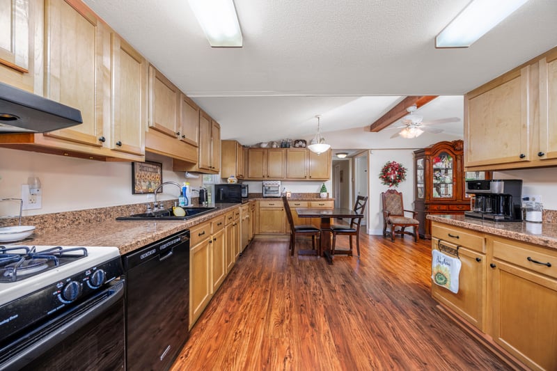 Kitchen SPP at 8983 Noroad, Jacksonville, FL 32210