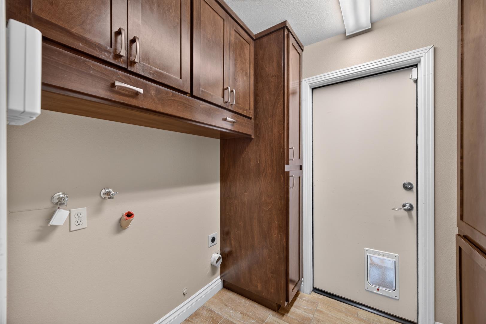 6495 N Vagedes Ave, photo 29
