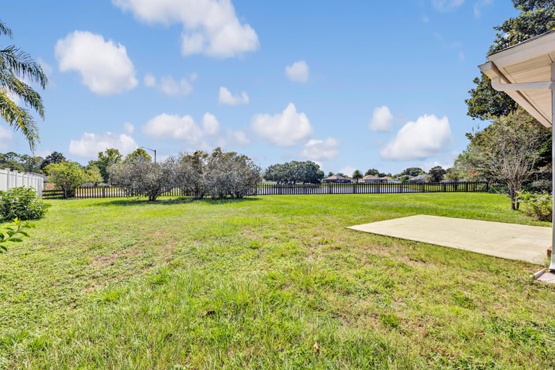 Photo 34 of 590 Timber Trace Ct, Orange Park, FL 32073, photographed by Megapixeler