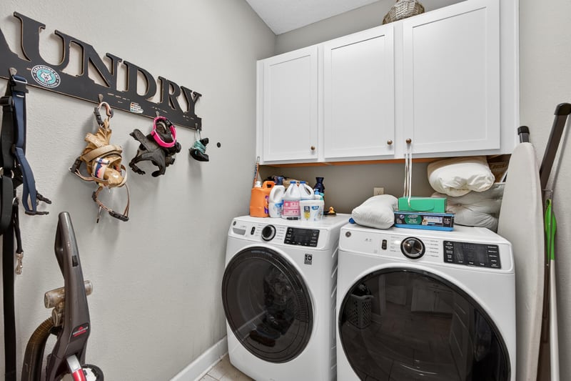Laundry at 6308 Thatcher, Jacksonville, FL 32222