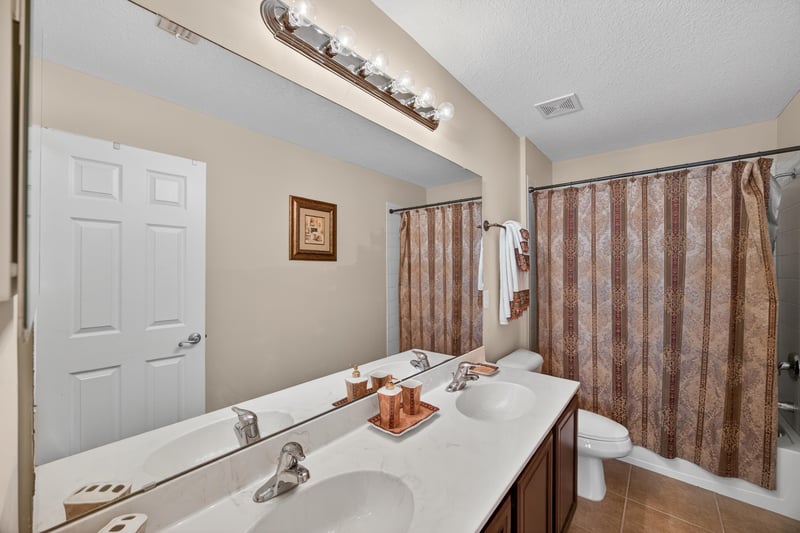 Photo 45 of 1033 Southern Hills Dr, Orange Park, FL 32065, photographed by Megapixeler