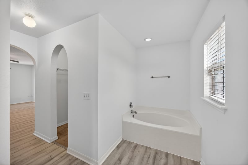 Primary Bathroom 5 at 7379 Edenfield Park Rd, Jacksonville, FL 32244