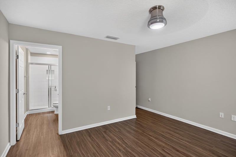 Hallway with bedroom doorway at 7118 Preston Pnes Trl, Jacksonville, FL