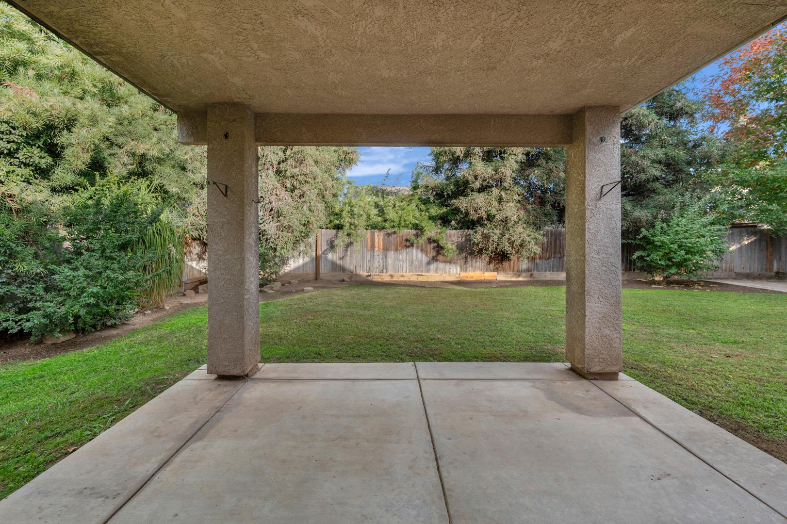 239 N Timmy Ave, photo 34