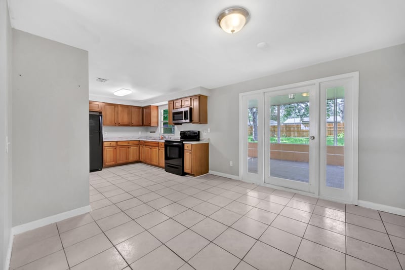 Photo 8 of 2704 Tina Ln, Middleburg, FL 32068, photographed by Megapixeler
