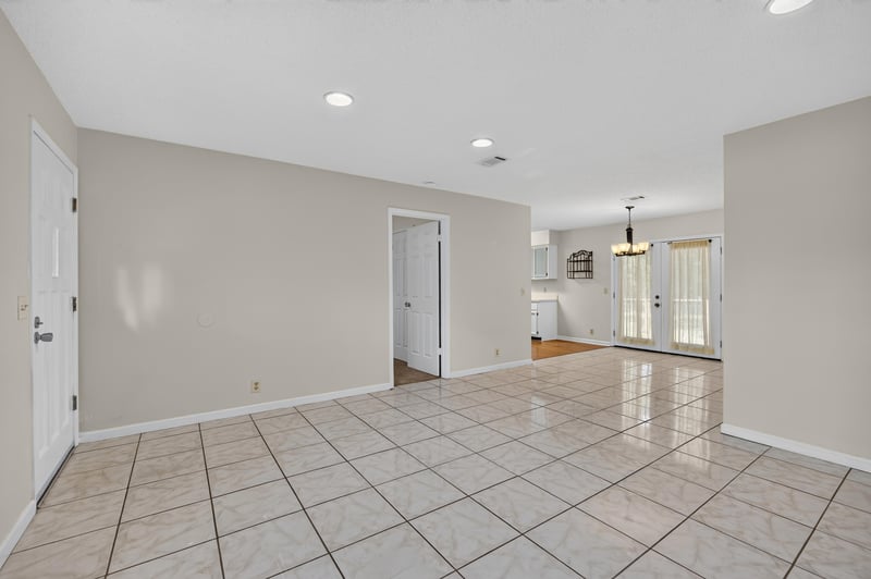 Dining area with pendant light and tile flooring at 2829 Blackberry Ave