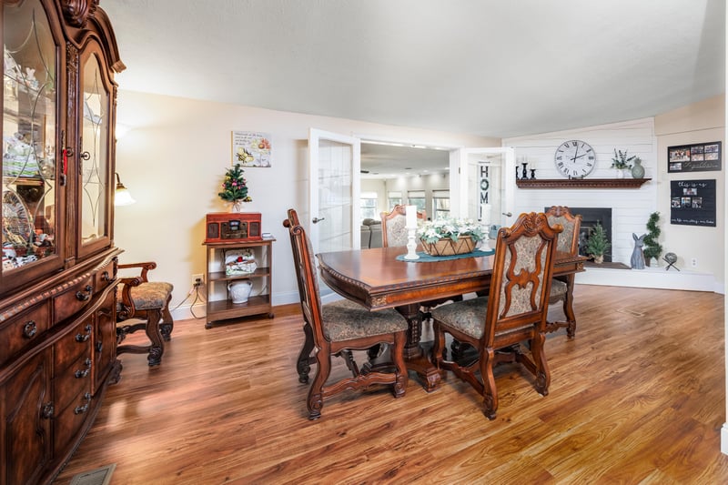 Dining Room at 8983 Noroad, Jacksonville, FL 32210