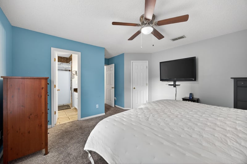 Photo 17 of 4405 Charles Bennett Dr, Jacksonville, FL 32225, photographed by Megapixeler