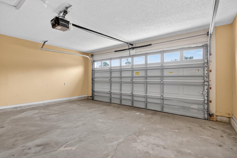 Photo 34 of 7770 Invermere Blvd N, Jacksonville, FL 32244, photographed by Megapixeler