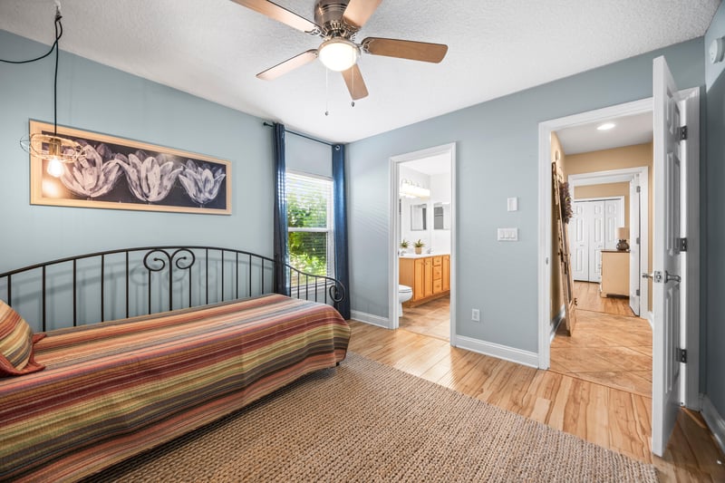 Photo 39 of 11719 Dartmoor Ct, Jacksonville, FL 32256, photographed by Megapixeler