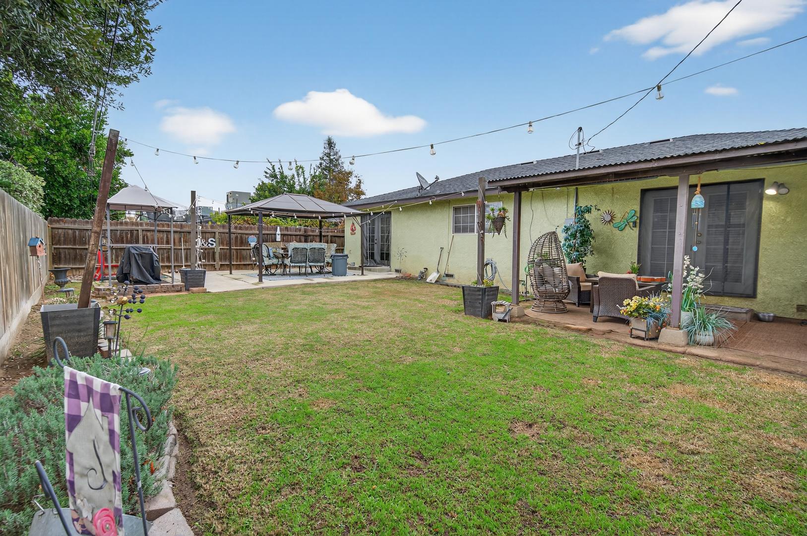 1334 Karen Ave, photo 35