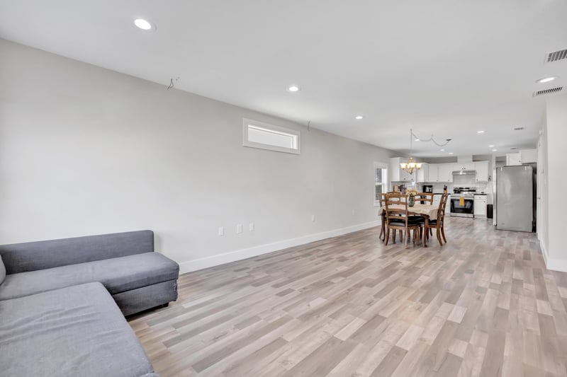 Photo 5 of 2822 Fitzgerald St, Jacksonville, FL 32254, photographed by Megapixeler
