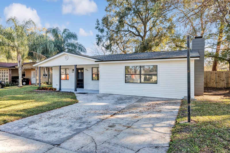 Photo 3 of 5548 Fargo Dr N, Jacksonville, FL 32207, photographed by Megapixeler