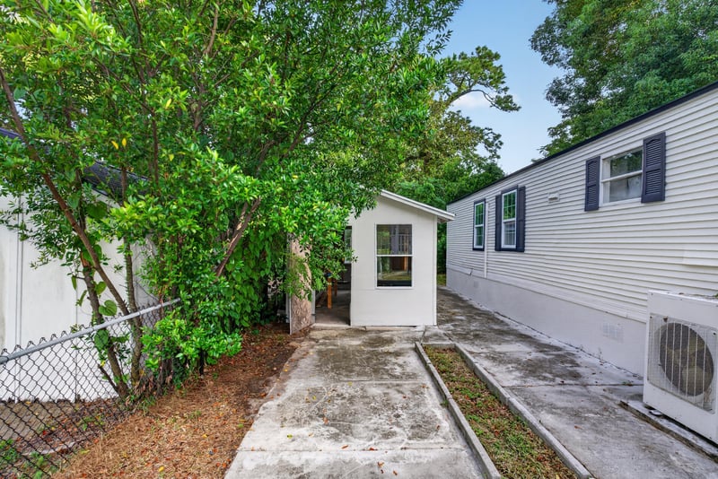Shed exterior with fenced yard at 4565 Appleton Ave, Jacksonville, FL