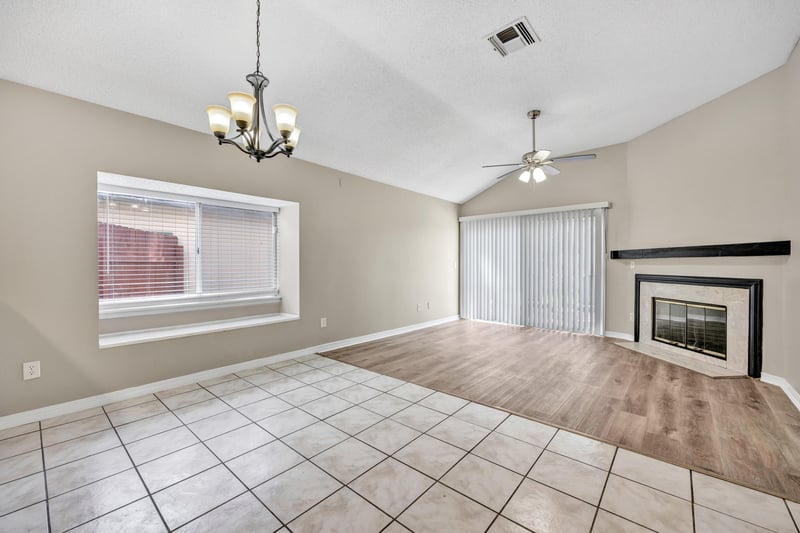 Photo 10 of 7776 Mactavish Way S, Jacksonville, FL 32244, photographed by Megapixeler
