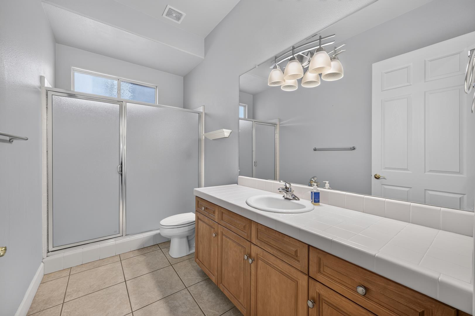 11 W Jordan Ave, photo 53