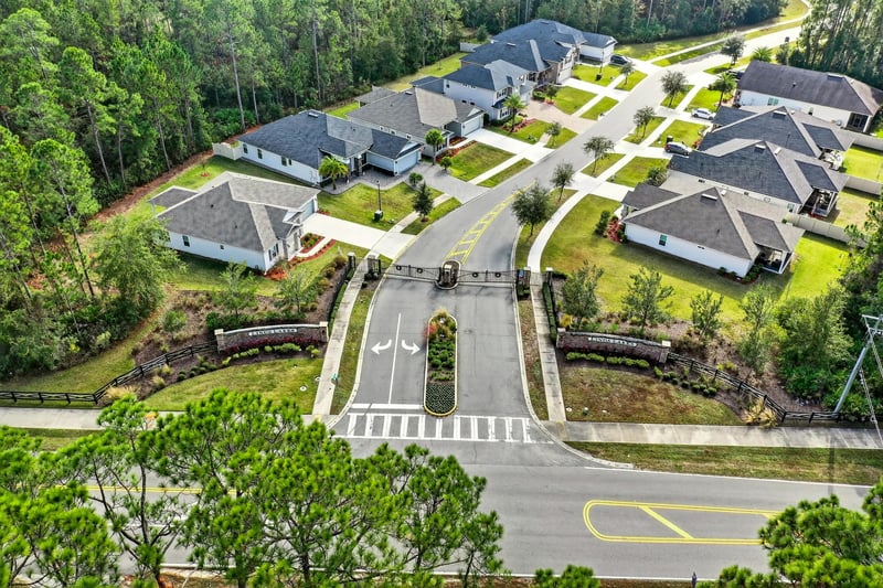 Community Entrance at 1733 Austin Lk Wy, Middleburg, FL 32068