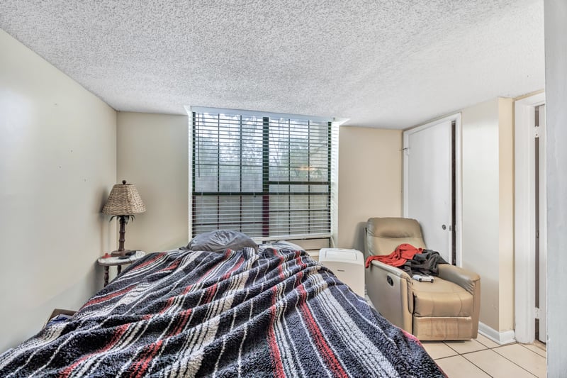 Photo 31 of 202 St Johns Ave unit 103b, Green Cove Springs, FL 32043, photographed by Megapixeler