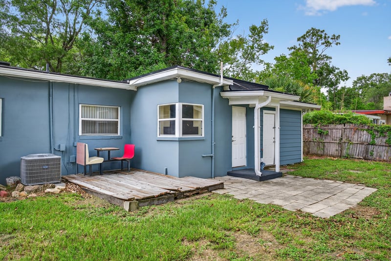Photo 36 of 6191 Mercer Cir E, Jacksonville, FL 32217, photographed by Megapixeler