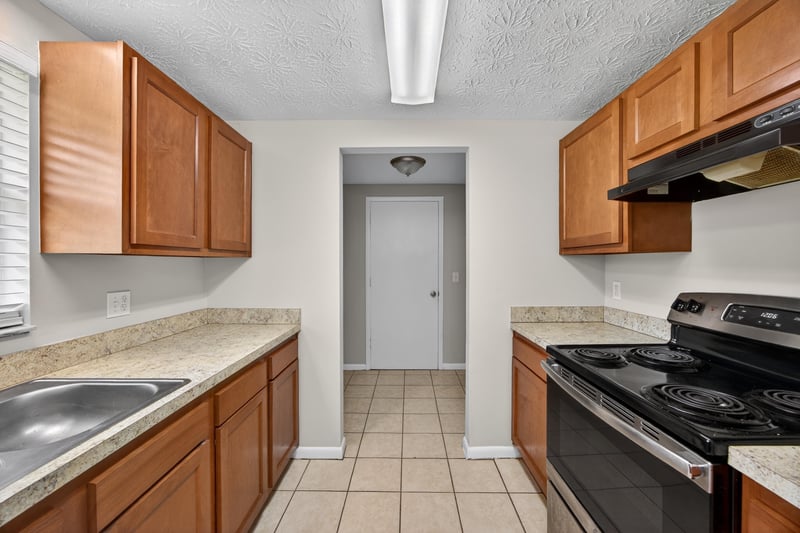 Photo 11 of 726 Perryman Ln W, Jacksonville, FL 32221, photographed by Megapixeler