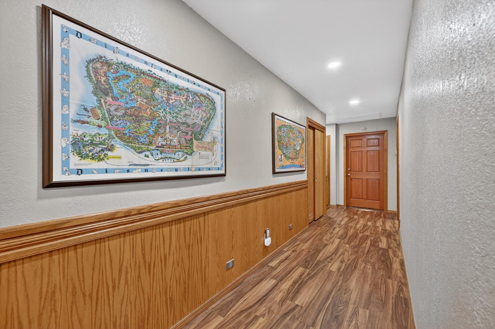 1185 N Locan Ave, photo 51