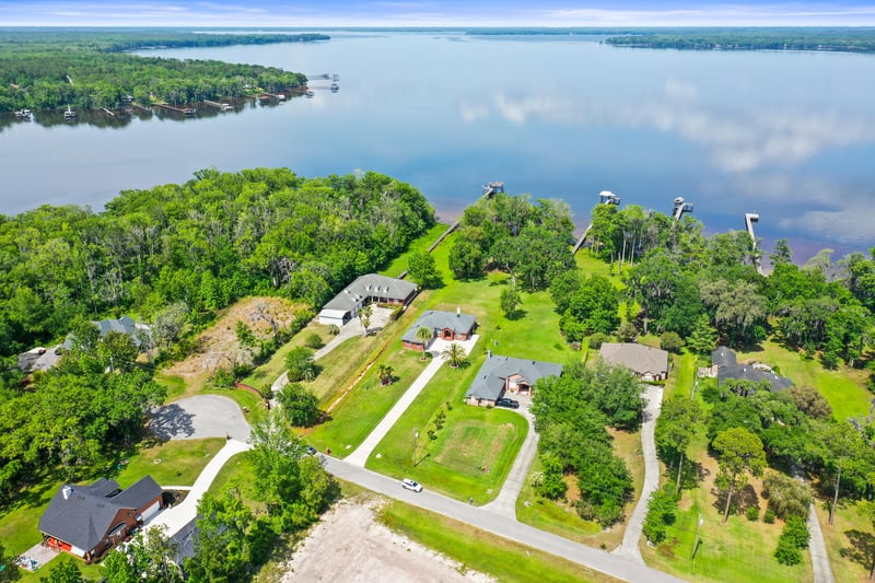 Photo 4 of 5577 Dianthus St, Green Cove Springs, FL 32043, photographed by Megapixeler