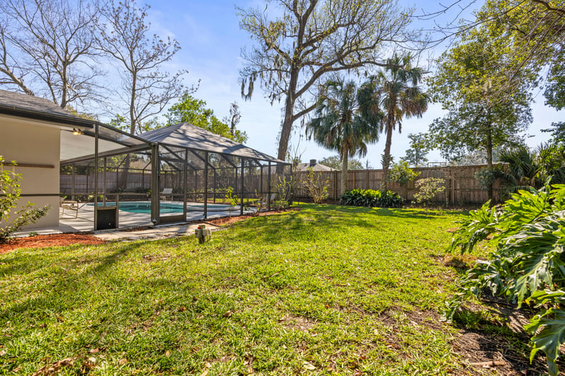 Photo 40 of 906 Old Grove Manor, Jacksonville, FL 32207, photographed by Megapixeler