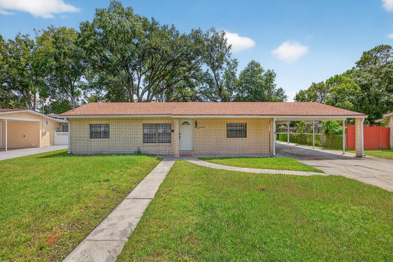 Photo 1 of 5216 Doncaster Ave, Jacksonville, FL 32208, photographed by Megapixeler