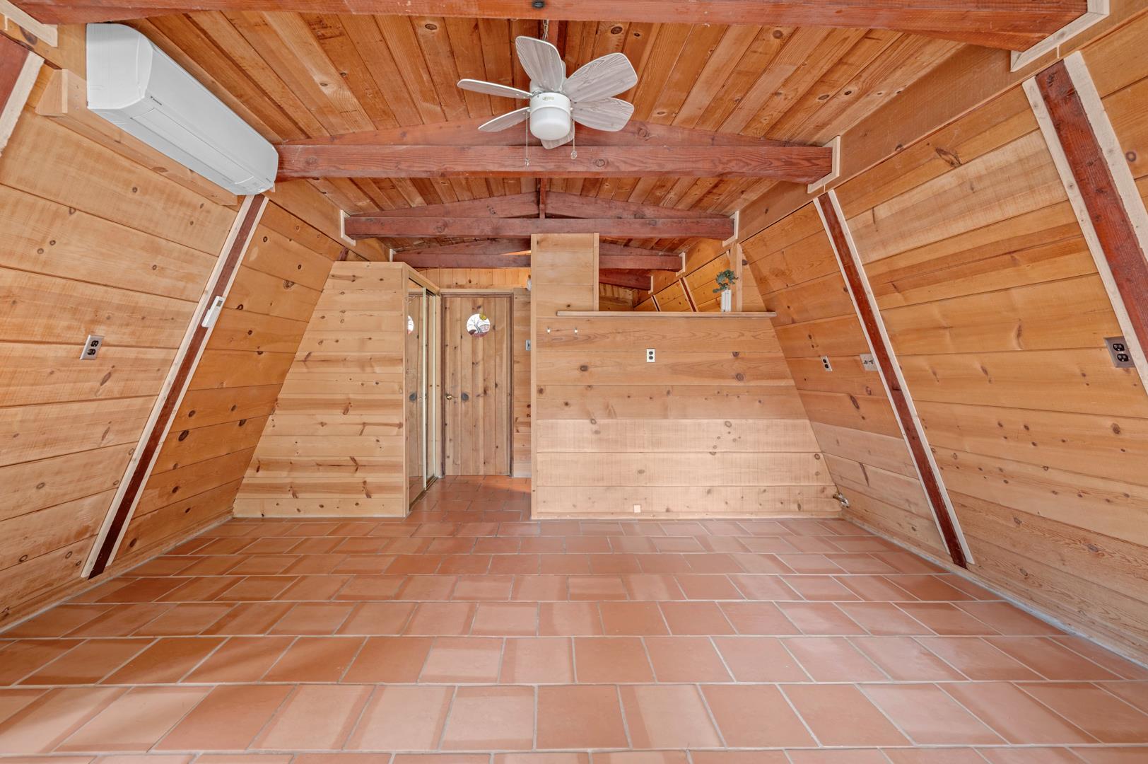 47087 Forest Glenn Rd, photo 57