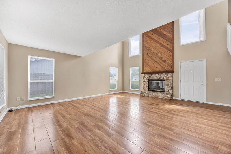 Photo 5 of 4351 Queensway Dr, Jacksonville, FL 32257, photographed by Megapixeler