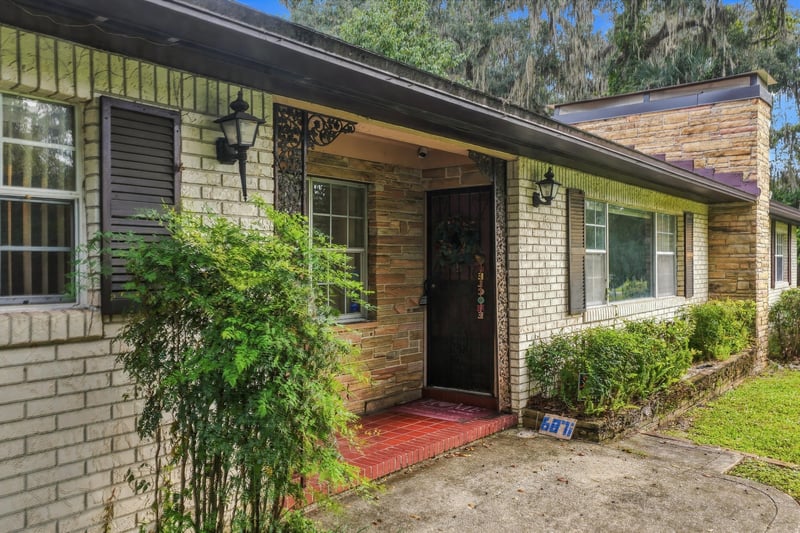Photo 14 of 6871 Hyde Grove Ave, Jacksonville, FL 32210, photographed by Megapixeler