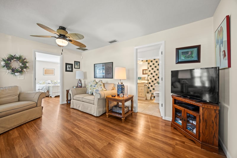 Photo 8 of 90 Zamora St, St. Augustine, FL 32084, photographed by Megapixeler