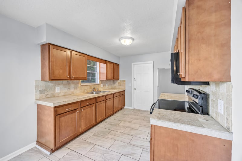 Photo 18 of 6124 Blank Dr W, Jacksonville, FL 32244, photographed by Megapixeler