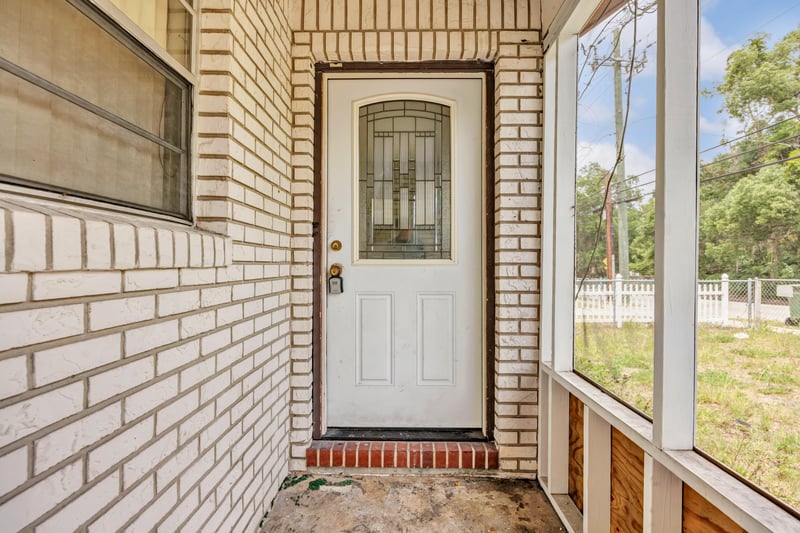 Photo 4 of 810 Moseley Ave, Palatka, FL 32177, photographed by Megapixeler
