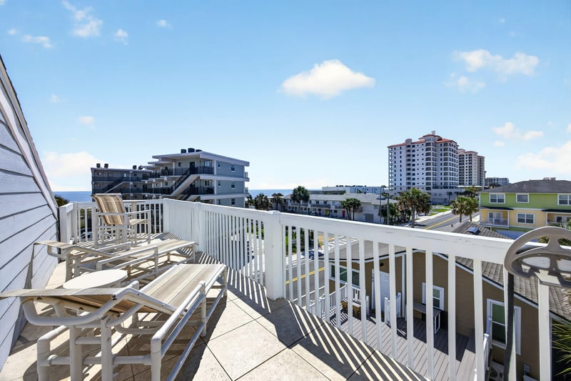 Photo 31 of 724 1st St S, Jacksonville Beach, FL 32250, photographed by Megapixeler