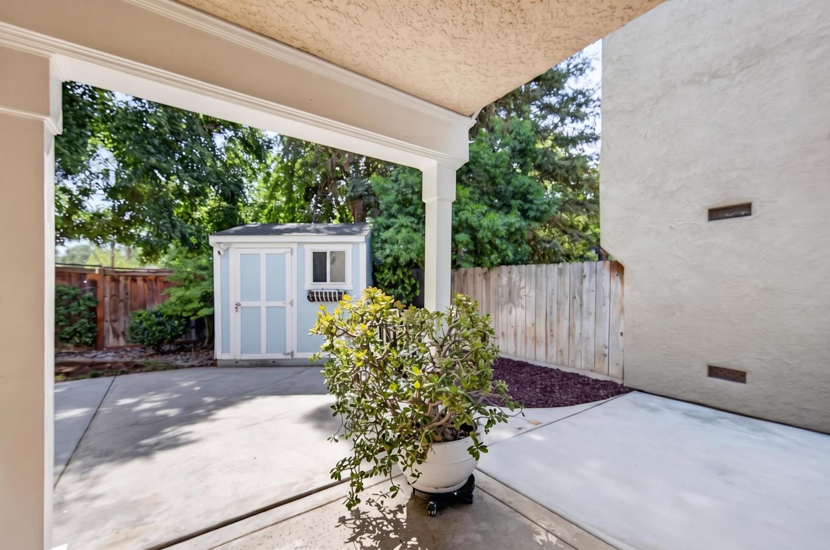 7878 N Meridian Ave, photo 38
