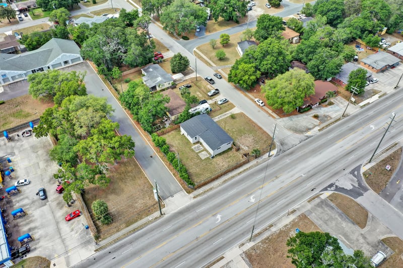 Photo 8 of 2751 Lansdowne Dr, Jacksonville, FL 32211, photographed by Megapixeler