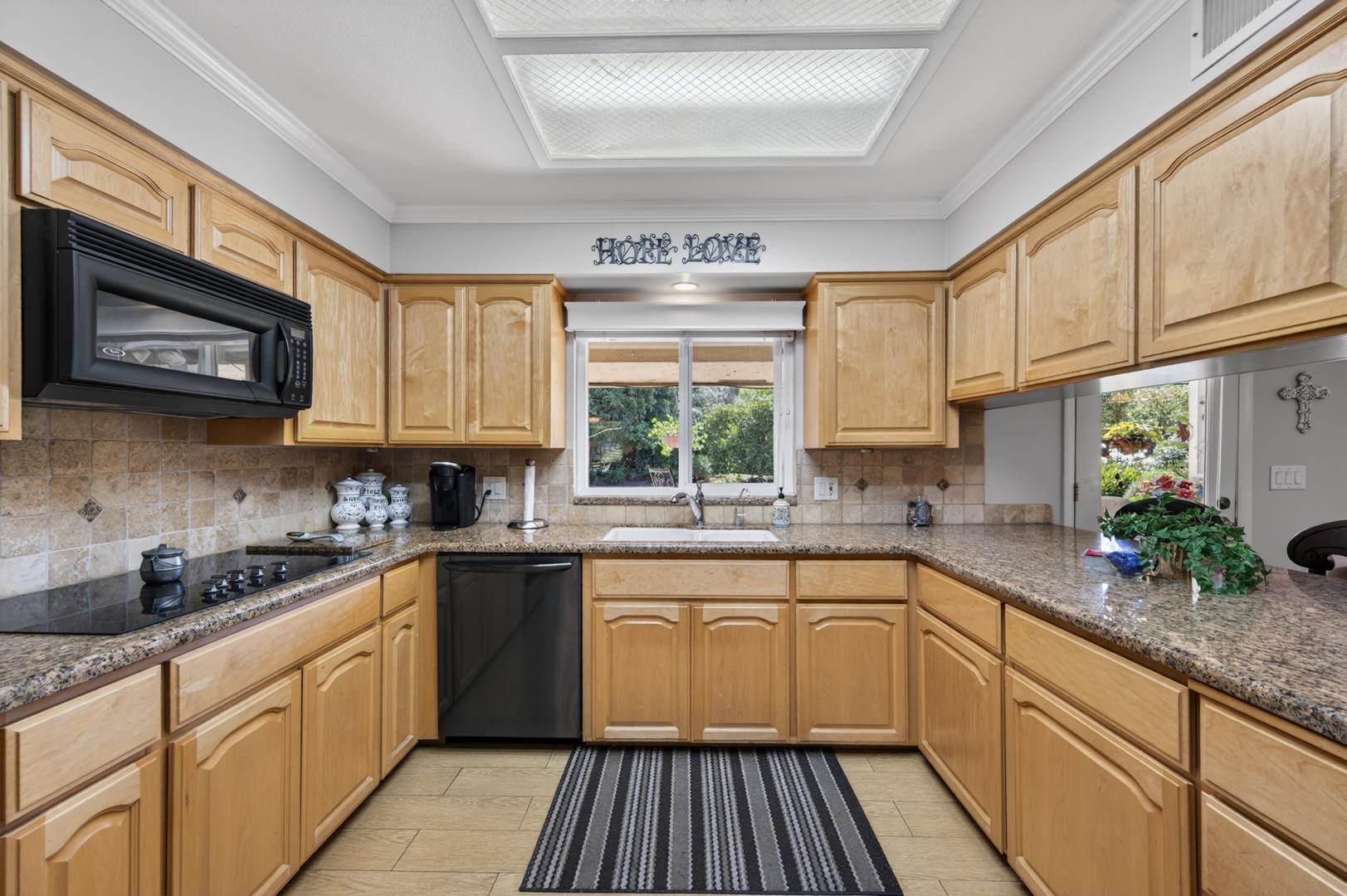 3317 W Alluvial Ave, photo 29