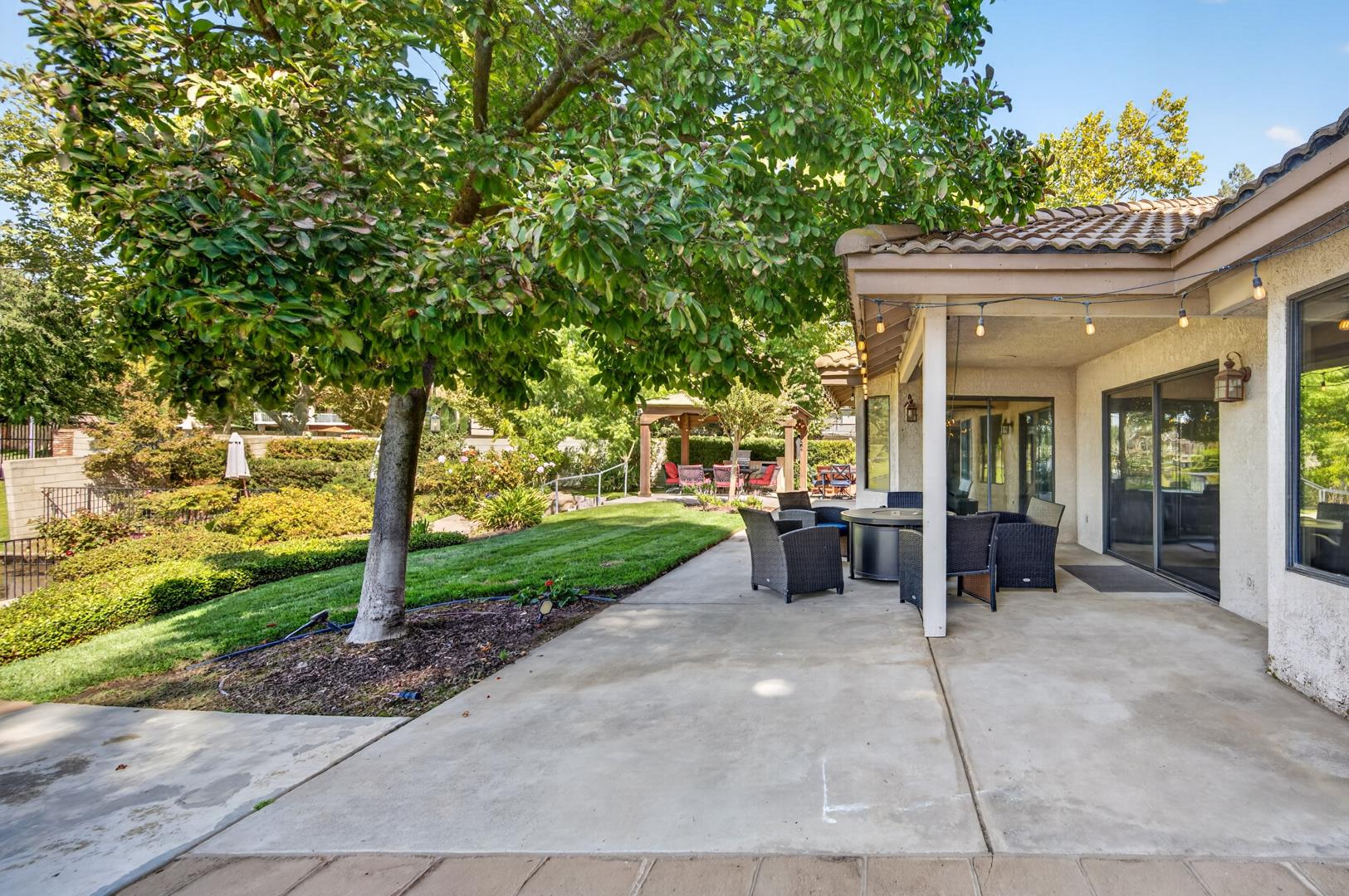 813 E Catalina Cir, photo 86