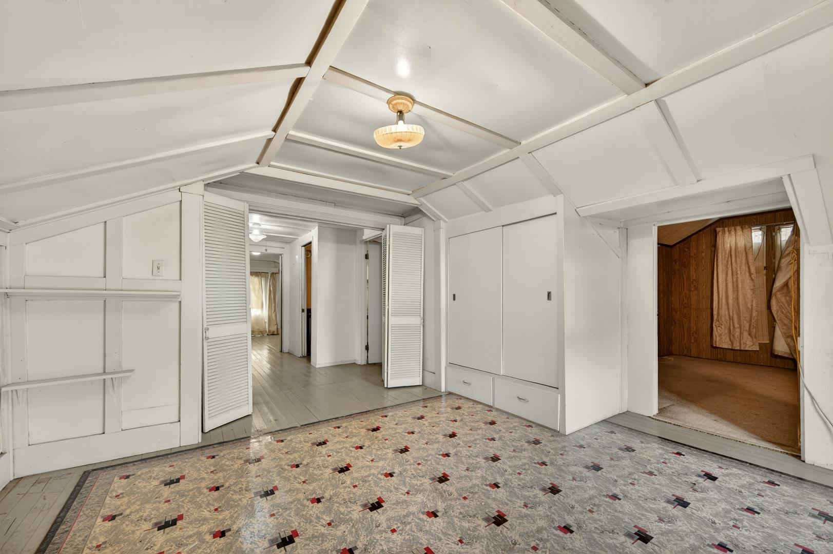 435 N Alta Ave, photo 63